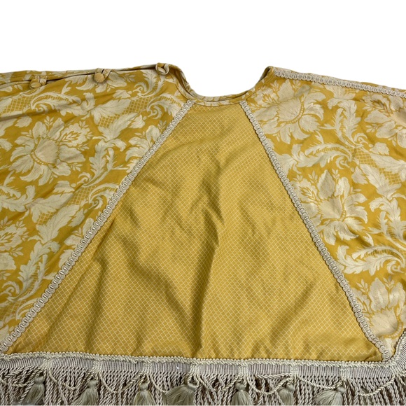 Christmas Tree Skirt Button Gold Tassels Braid Victorian Style Elegant 50 in - Picture 2 of 6